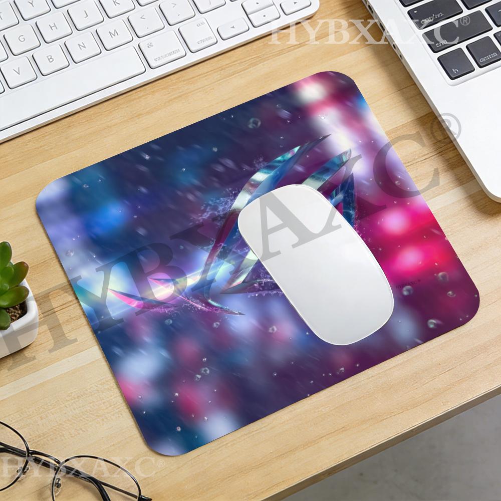 HYBXAXC Tech Geometric Small M - огляд і ціна Work Desk Home Setup